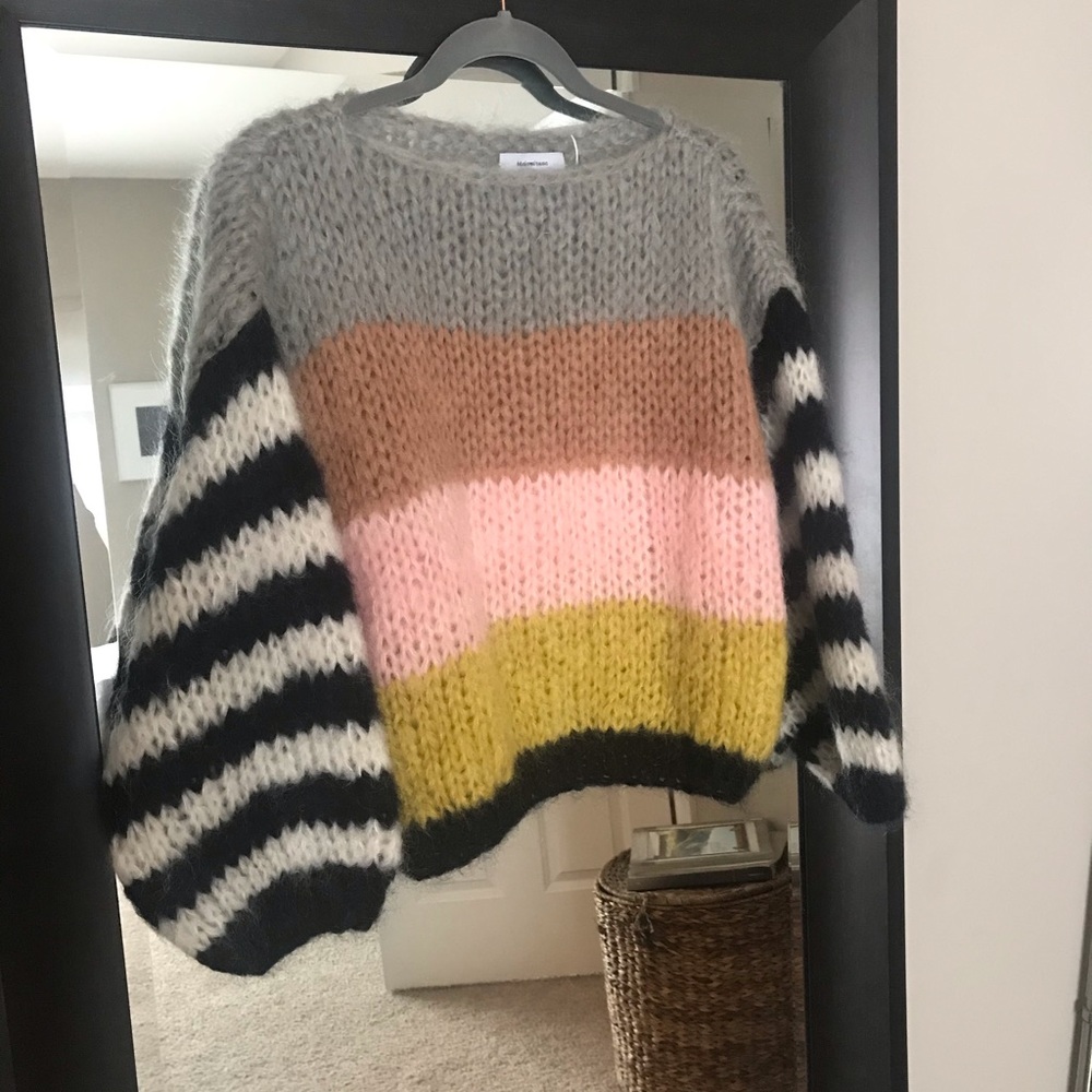 Maiami Sweater